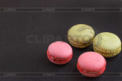 Macaron en negro con espacio de copia, de arriba | Foto de alta resolución |ID 5953078