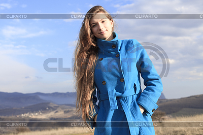 Girl in Blue Coat | Foto de alta resolución |ID 3682162