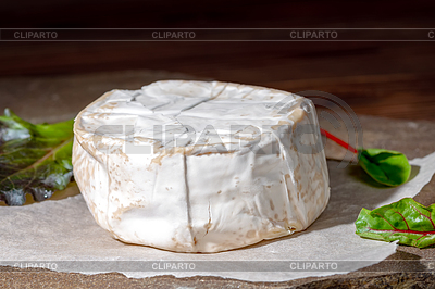 Queso blanco con molde en piedras textura decorada | Foto de alta resolución |ID 6670802